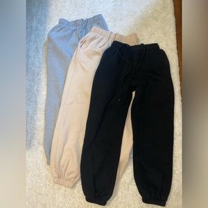 Women’s sweatpants bundle